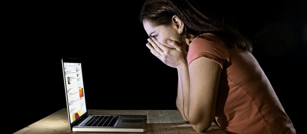 CIBERACOSO: VIOLENCIA DIGITAL